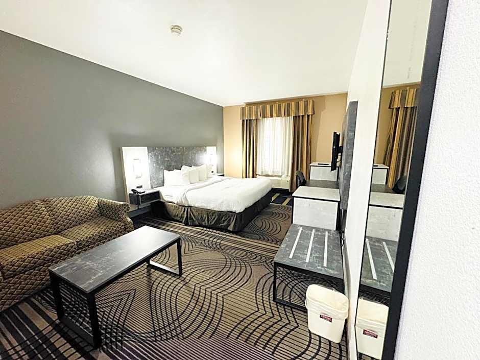 FairBridge Inn & Suites Cleburne