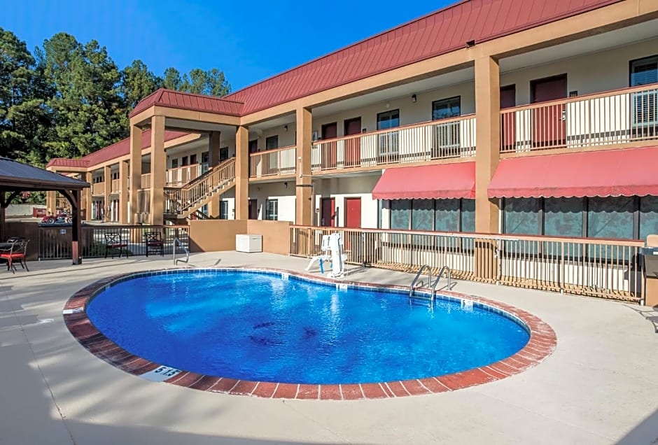 Red Roof Inn Tupelo