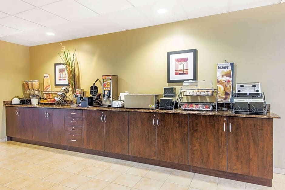 Microtel Inn & Suites By Wyndham Montgomery