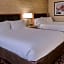 Holiday Inn Hotel & Suites Warren