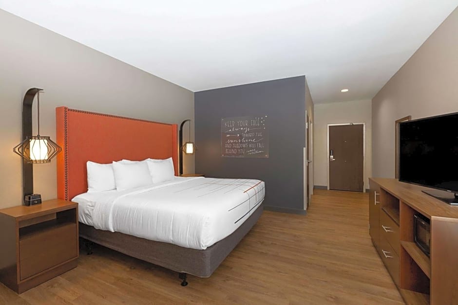 La Quinta by Wyndham Altoona Des Moines