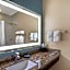 Best Western Plus Lake Jackson Inn & Suites