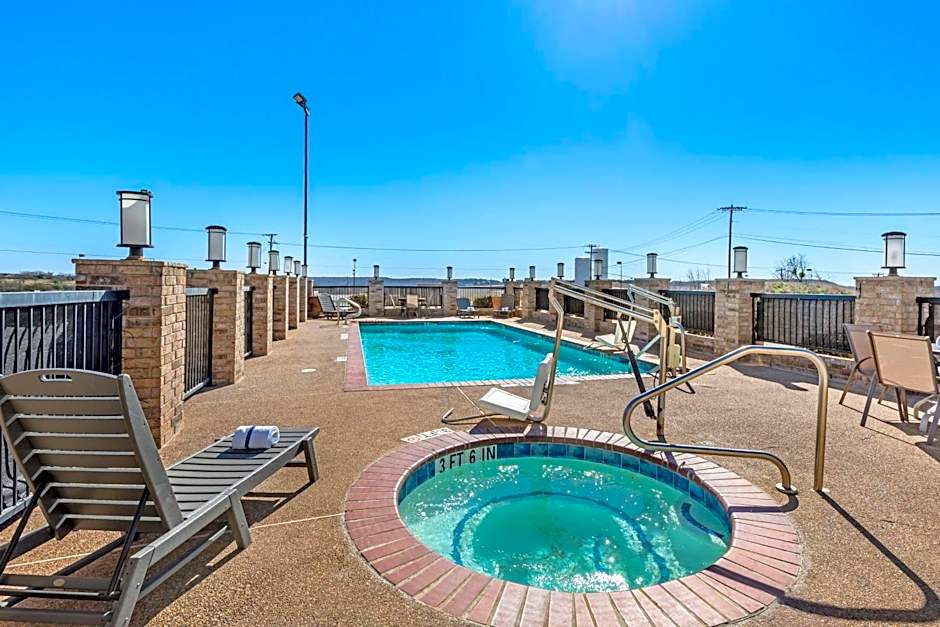 Best Western Clubhouse Inn & Suites