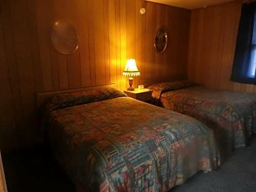 Sage and Sand Motel