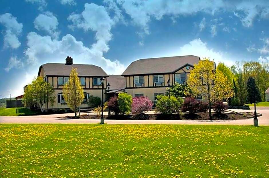 CAMELOT RESTAURANT & INN - BED AND BREAKFAST - ADULT ONLY