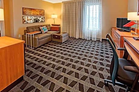 One-Bedroom Queen Suite with Sofa Bed