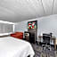 Admiralty Inn & Suites - a Red Collection Hotel
