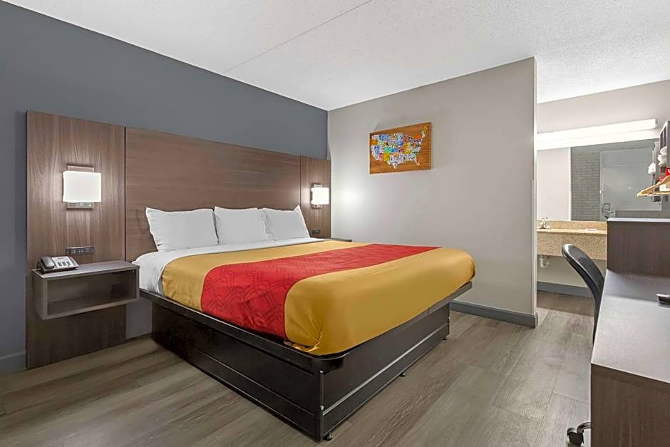 Econo Lodge Creedmoor-Butner