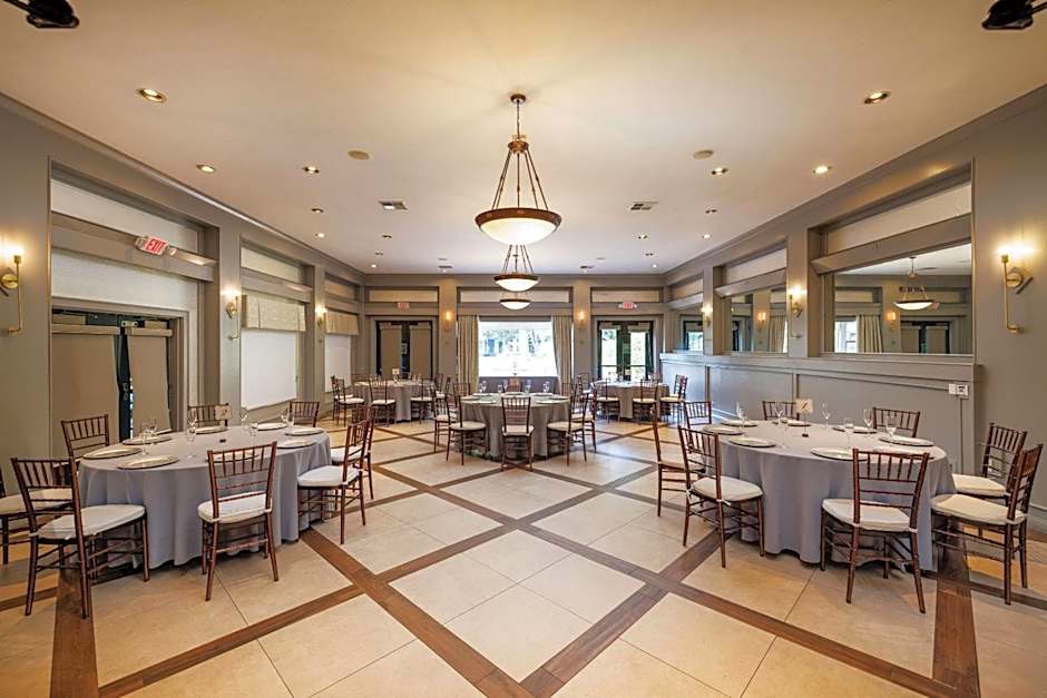 Inn Marin and Suites, Ascend Hotel Collection