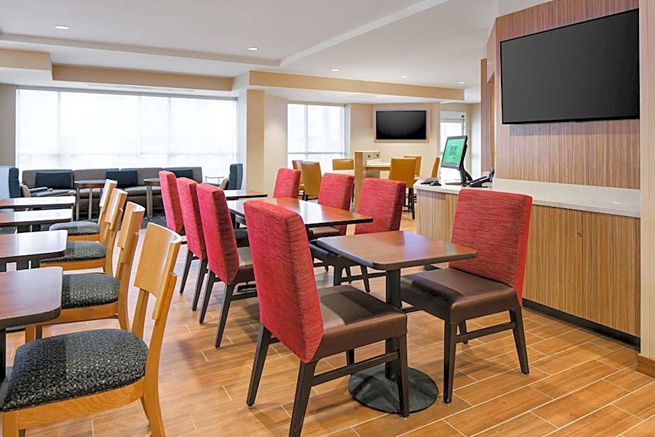 TownePlace Suites by Marriott Kansas City Airport