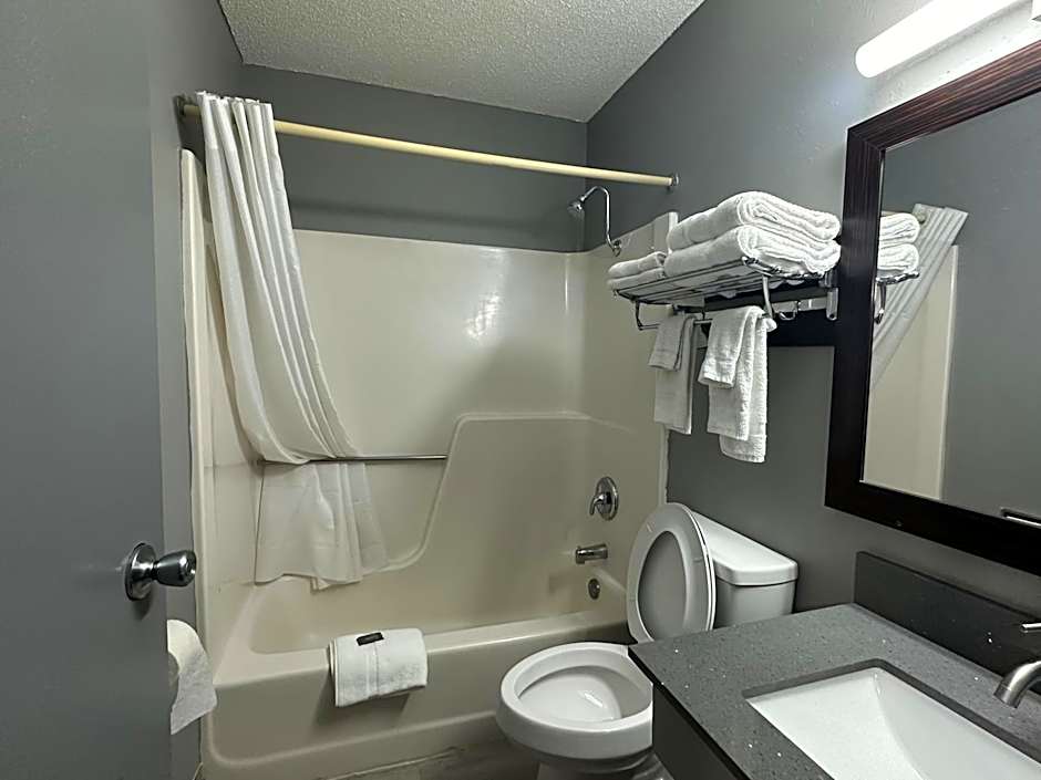 Americas Best Value Inn Fargo