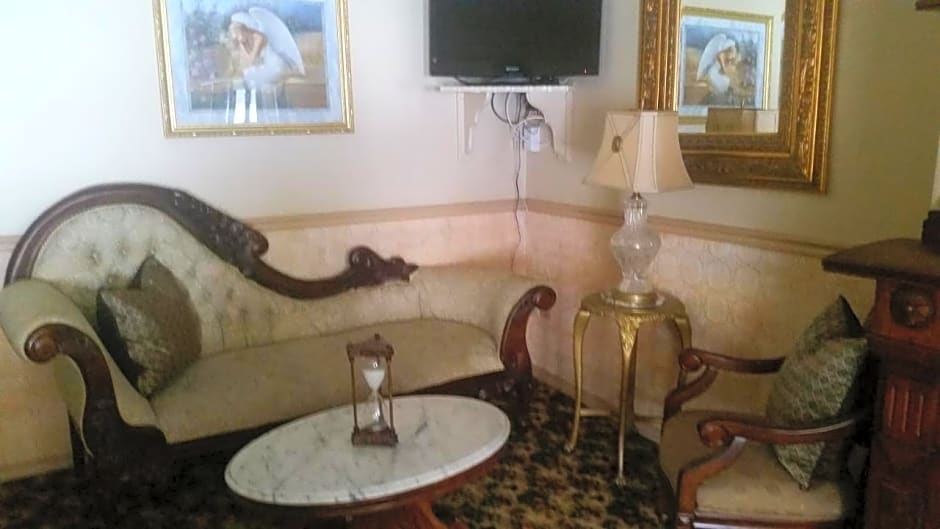 Gunn House Hotel