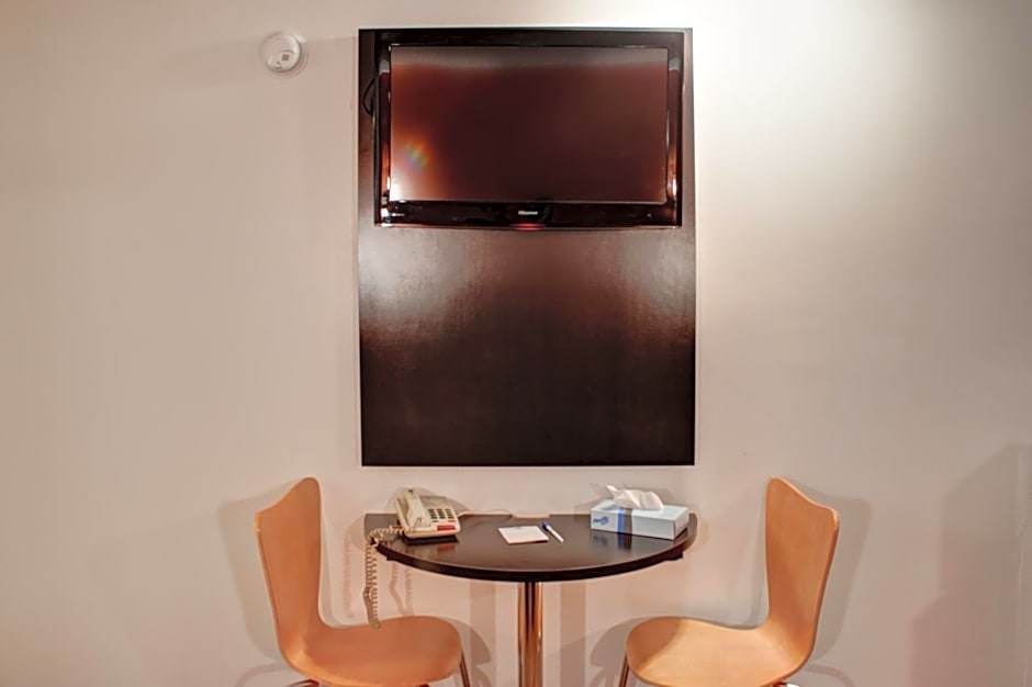 Americas Best Value Inn Heath-Newark