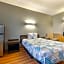 Studio 6 Suites Texas City I-45