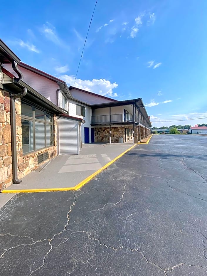 Motel 6 Manchester, TN