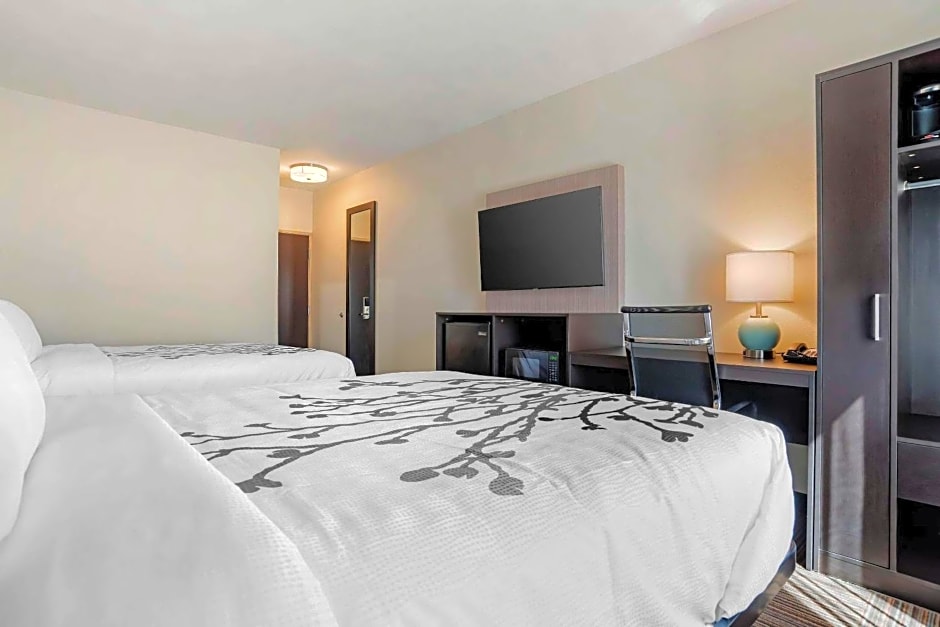 Sleep Inn & Suites