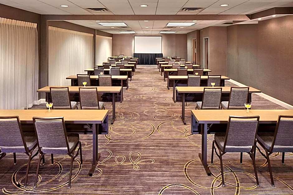 Courtyard by Marriott Philadelphia City Avenue