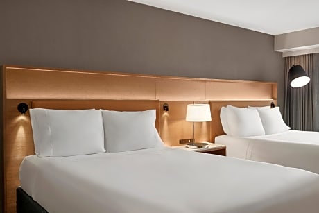2 Queen Beds, Nonsmoking, Mobility & Hearing Accessible