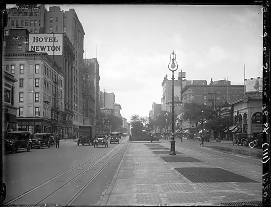 Hotel Newton