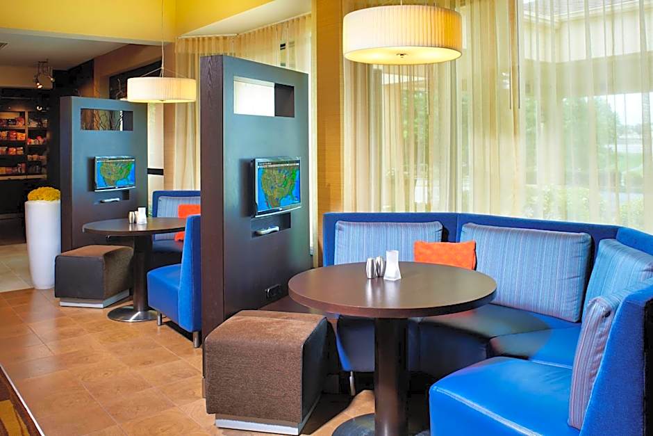 Courtyard by Marriott Lexington North
