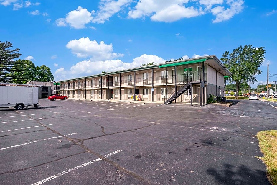 Rodeway Inn Grand Haven
