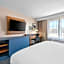 Country Inn & Suites by Radisson, Coon Rapids, MN