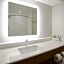 Holiday Inn Express Hotel & Suites Minneapolis-Golden Valley
