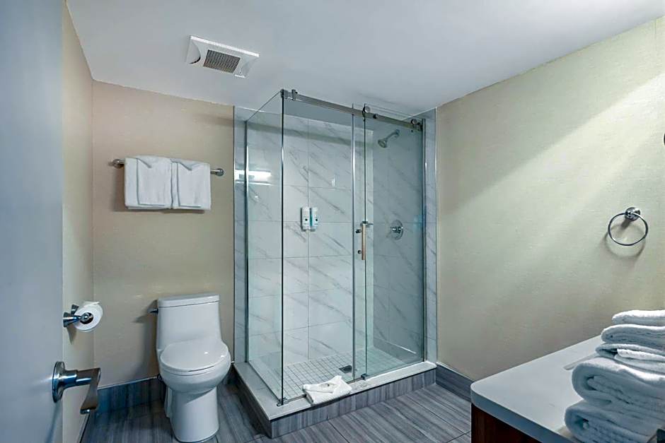 Quality Inn & Suites