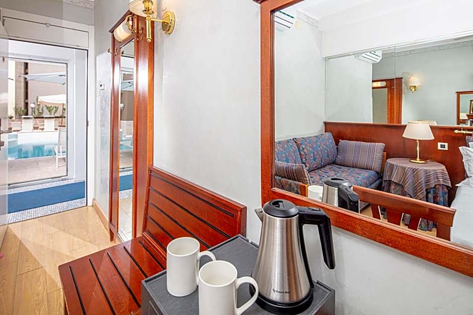 Hotel Astro