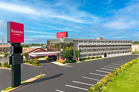 Ramada by Wyndham Tulsa Broken Arrow