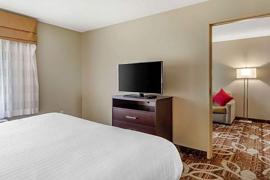 MainStay Suites Lincoln University Area