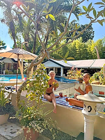 Deep Forest Garden Hotel