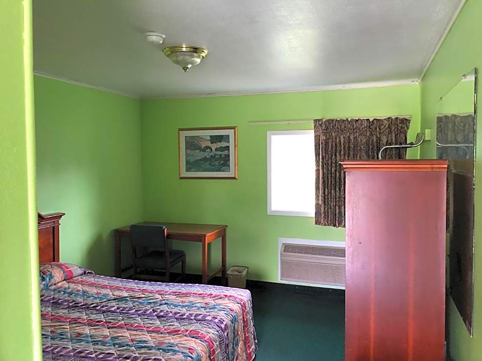 Ranch House Motel Marksville