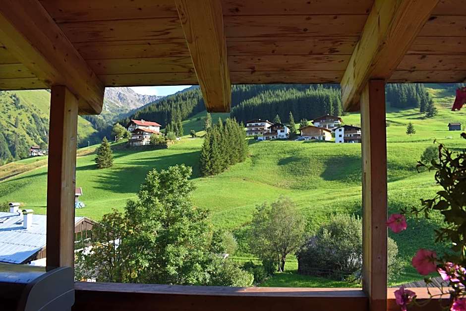 Aparthotels Berwang / Haus Wiesengrund