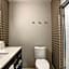 Home2 Suites By Hilton Charlotte Uptown