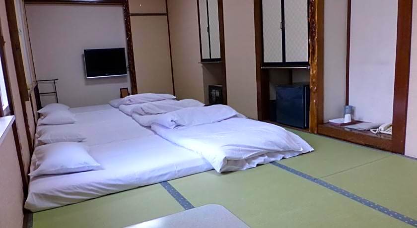 Minshuku Kuwataniya Ryokan