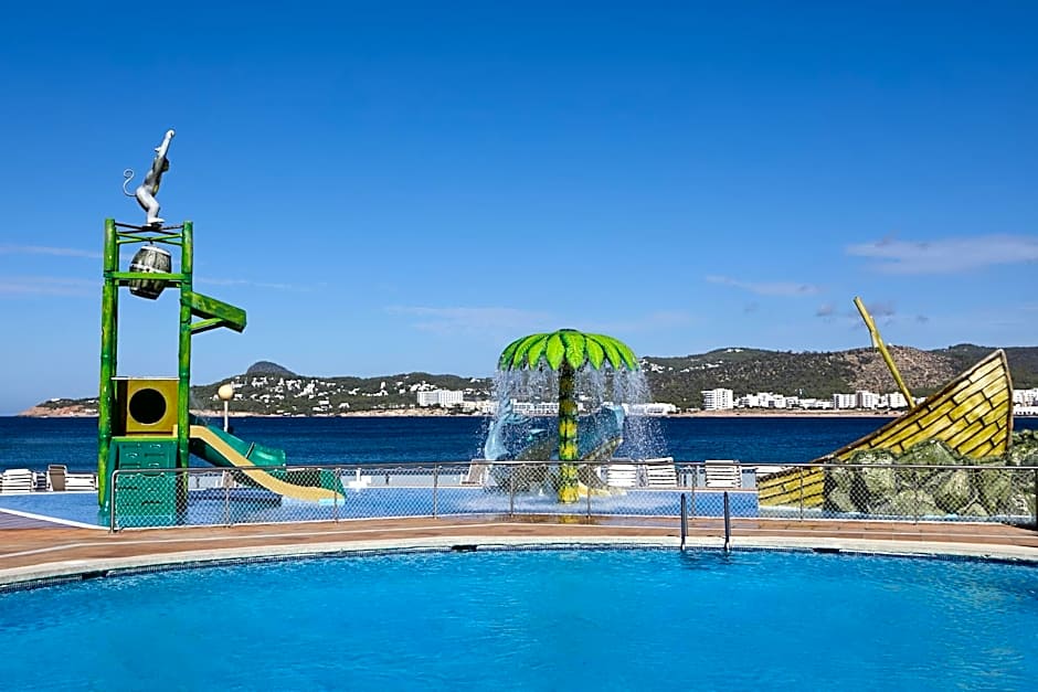 Playa Bella Apartments