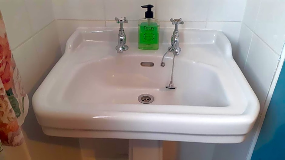 Kingsway Bed & Breakfast