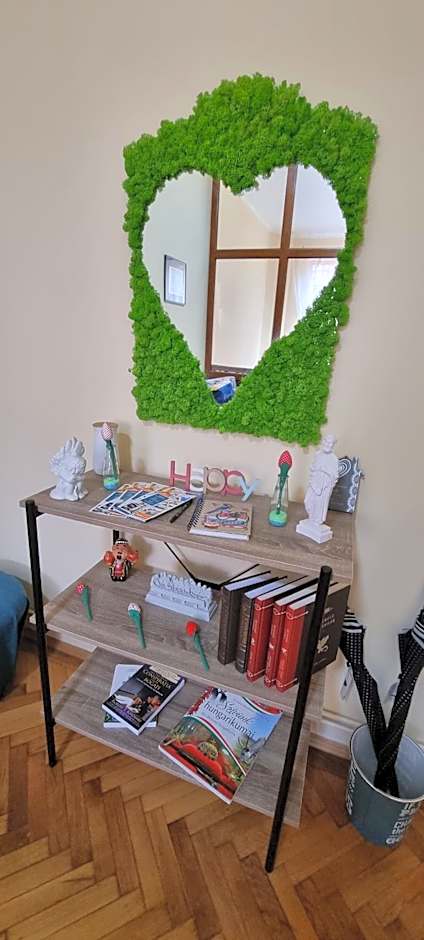 Happy Mood Apartments