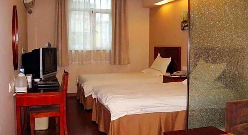 GreenTree Inn Zhenjiang Center Street No.1 Peoples Hospital Express Hotel