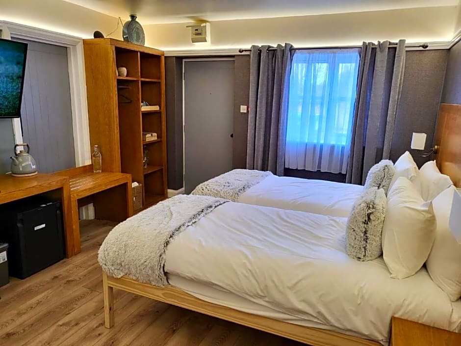 Three Horseshoes, Bubbenhall