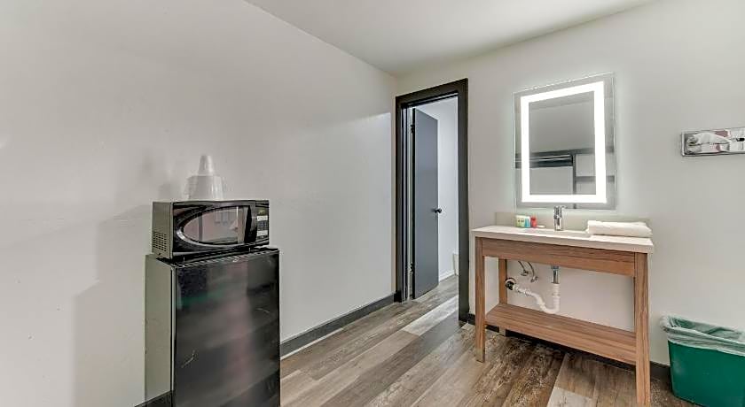 Dolores Mountain Inn