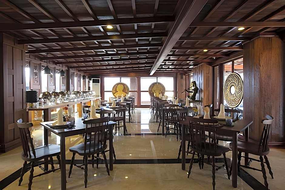 True Siam Rangnam Hotel