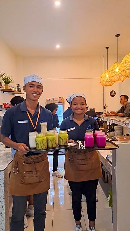 Anjo Maumere Hotel & Restaurant