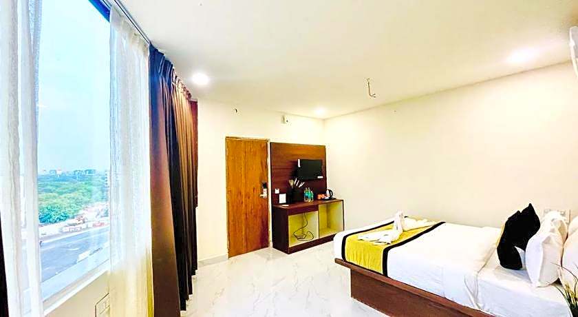 Hotel Eagle Grand Airport Zone