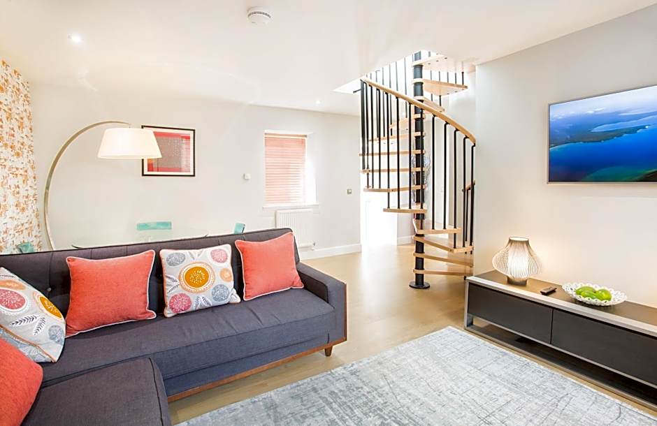 The Glenmoriston Townhouse Hotel