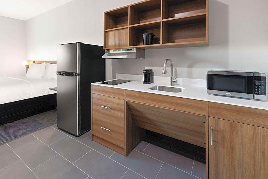 Microtel Inn & Suites by Wyndham Olive Branch