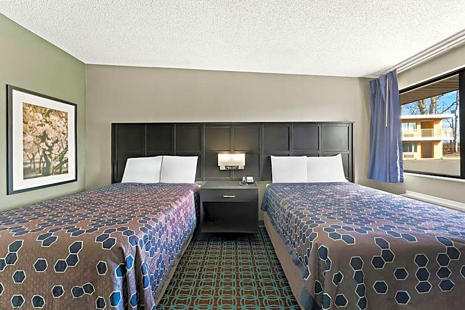 Knights Inn Montgomeryville