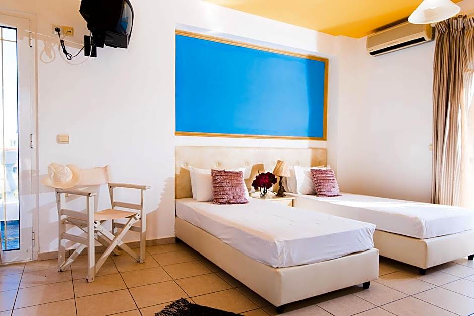 Yiannis Manos Hotel Resort