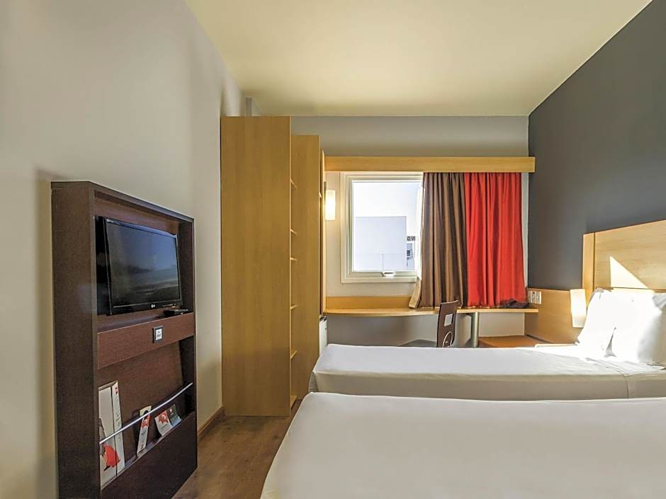 IBIS Barretos